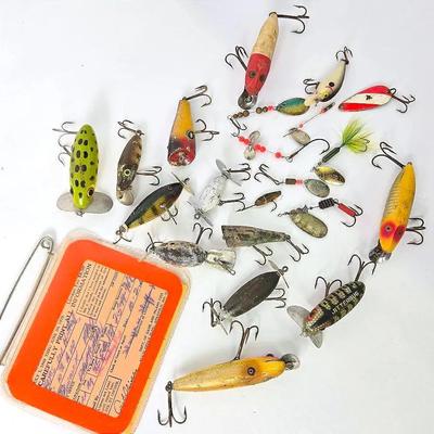 Vintage Fishing Lures & 1969 Maryland Hunting License