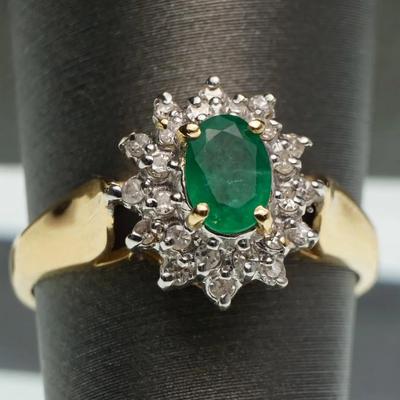 14k (Marked) Emerald Halo Ring- 6.75