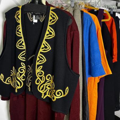 Vintage Women’s Clothing (size 18-22) - Andrea Jovine, Saks Fifth Ave & More 