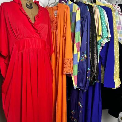 Vintage Women’s Clothing - Sears, BEA Classics, Blair, & More - Size M,L