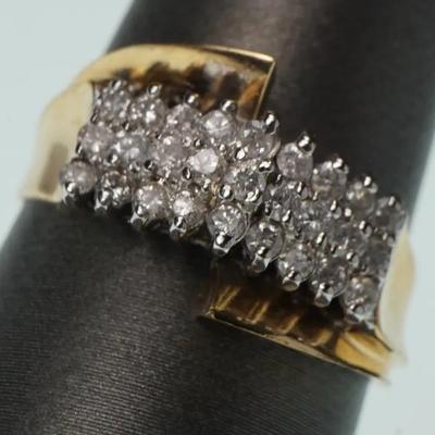 14K Gold Diamond Ring- Size 6.75