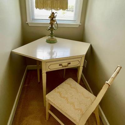 015-BR3: Vintage Bassett Corner Desk Vignette