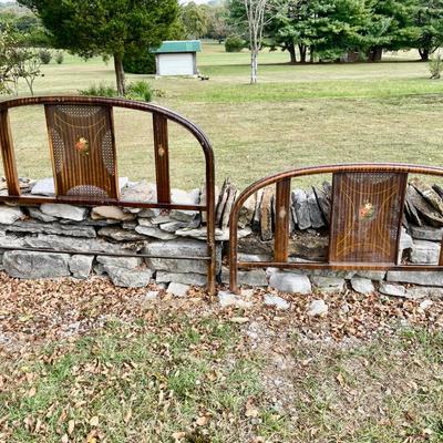 033-GAR: Vintage Metal Full Bed Frame
