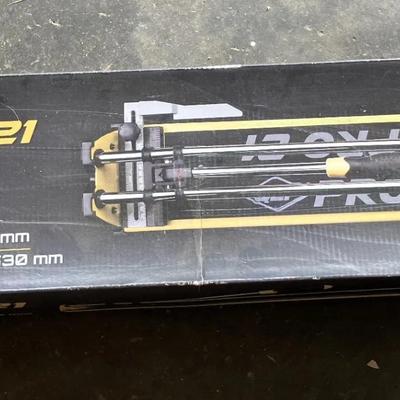 054-GAR: QEP Pro 21 21” Pro Tile Cutter