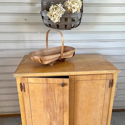 003-SUN: Handmade Cabinet Vignette