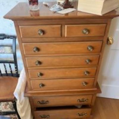 Sale Photo Thumbnail #31