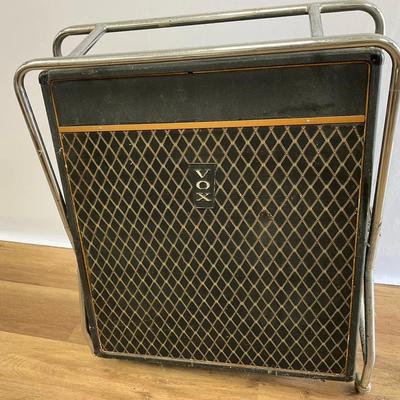 Vox Royal guardian Speaker Cabinet Damaged 