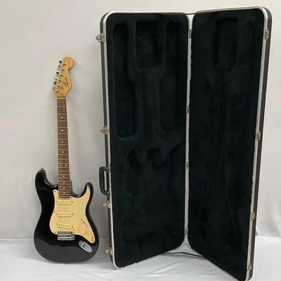 Squier Strat 2A