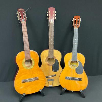 Sekova Six String Guitar Lot, Castilla, Lauren 34