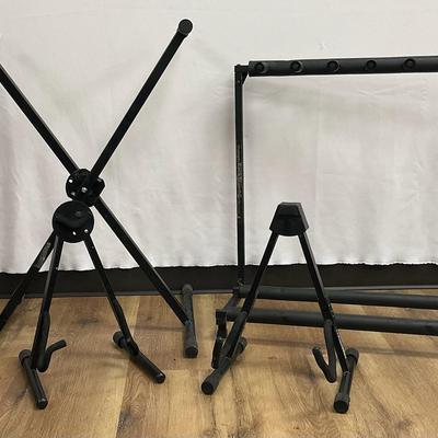 Guitar Stands 2