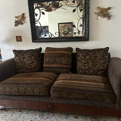 Sale Photo Thumbnail #41: Sofa
