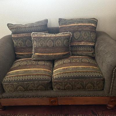 Sale Photo Thumbnail #33: Settee guy