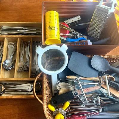 Various Kitchen Utensils 