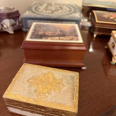 Sale Photo Thumbnail #140