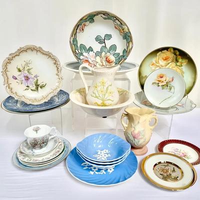 Floral-Themed Fine China & Art Pottery Assortment – 15 Pieces