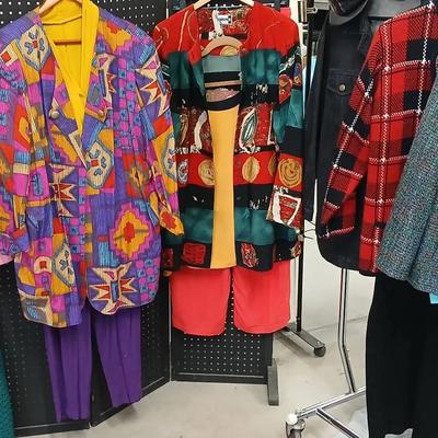 Designer & Quality Womens Clothing Size 22/24