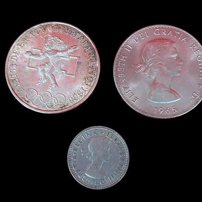 3 Vintage World Coins – 1965 Churchill Crown, 1968 Mexico Olympic 25 Pesos Silver & 1954 Shilling