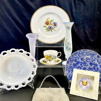 Assorted English Bone China, Glass & Ceramic Décor