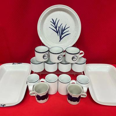 Dansk & Arabia Finland Dinnerware Collection – 18 