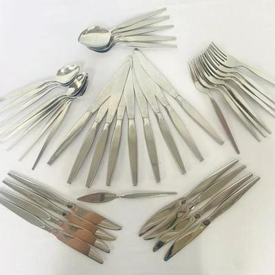 41-pc Set Onieda Community Satinique Flatware