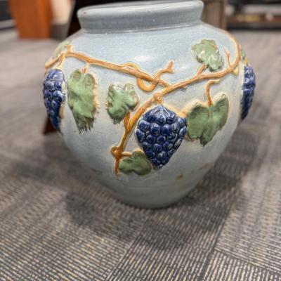 Sale Photo Thumbnail #43: Vintage Find (pottery vase with flowers)