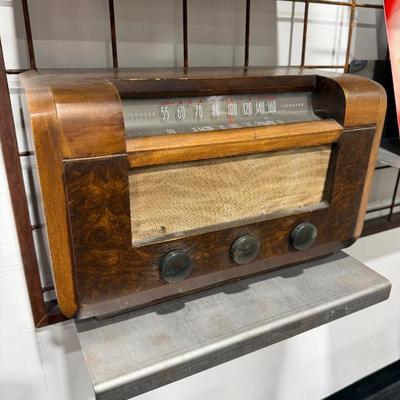 Vintage radio