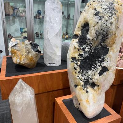 Sale Photo Thumbnail #9: Large Crystal Specimens for home or lobby decor
