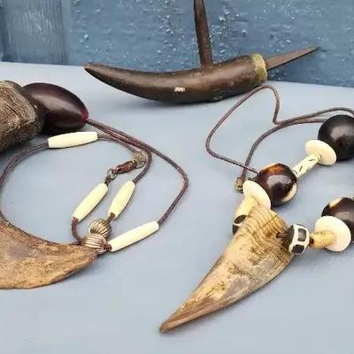 Tribal-Style Horn & Claw Necklaces with Display Horn – Natural Material Artisan Set
