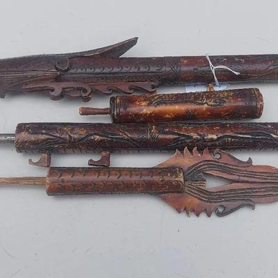 Carved Borneo-Style Blowgun Set – Bone and Wood with Dragon Motif
