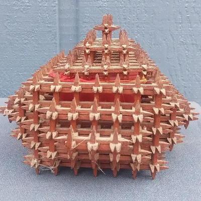 Handcrafted Matchstick Tramp Art Box – Folk Art Design
