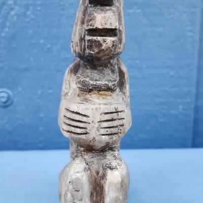 Carved Soapstone Figure – “Tomb Relic” Style Primitive Sculpture
