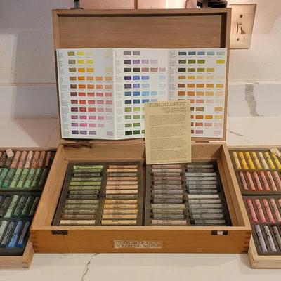 Rembrandt Soft Pastels 180 Piece Wood Box