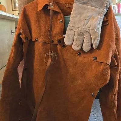 Vintage Welding Leathers/ Leather Cape With Detachable Bib And New Gloves