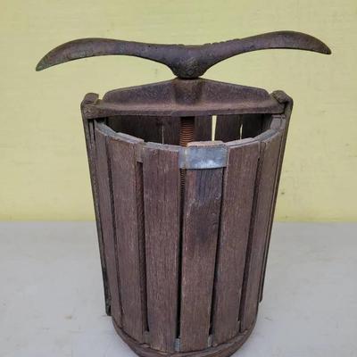 Vintage Browne Press Apple Cider Fruit Wine Grape Press