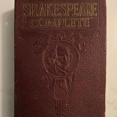 The Complete Works Of William Shakespeare Comprosing His Plays And Poems 1930