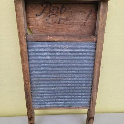 Vintage 1930s Washboard For Baby And Doll Clothes