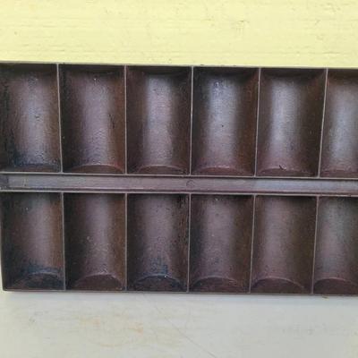 Unbranded Vintage Cast Iron One Dozen French Roll Bread Pan