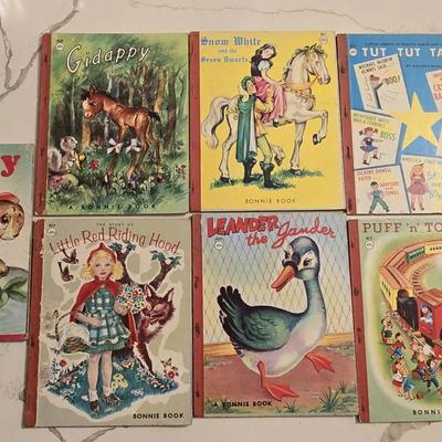 Bonnie Book Childrens Book Collection 1975