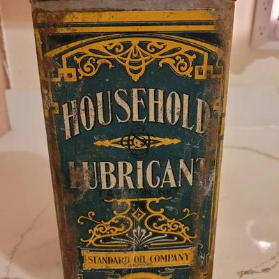 Vintage Standard Oil Can Household Lubricant 1 Gallon Square Body