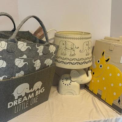 Nursery Animal-Themed Decor Set