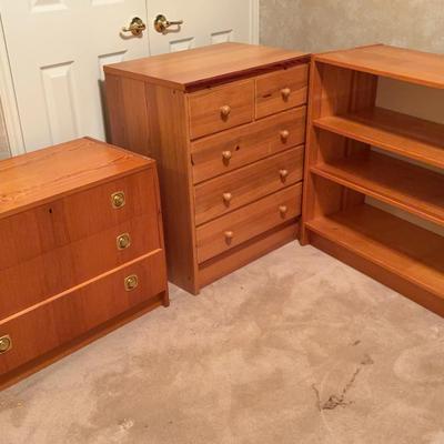 Drawers (2) and Bookcase