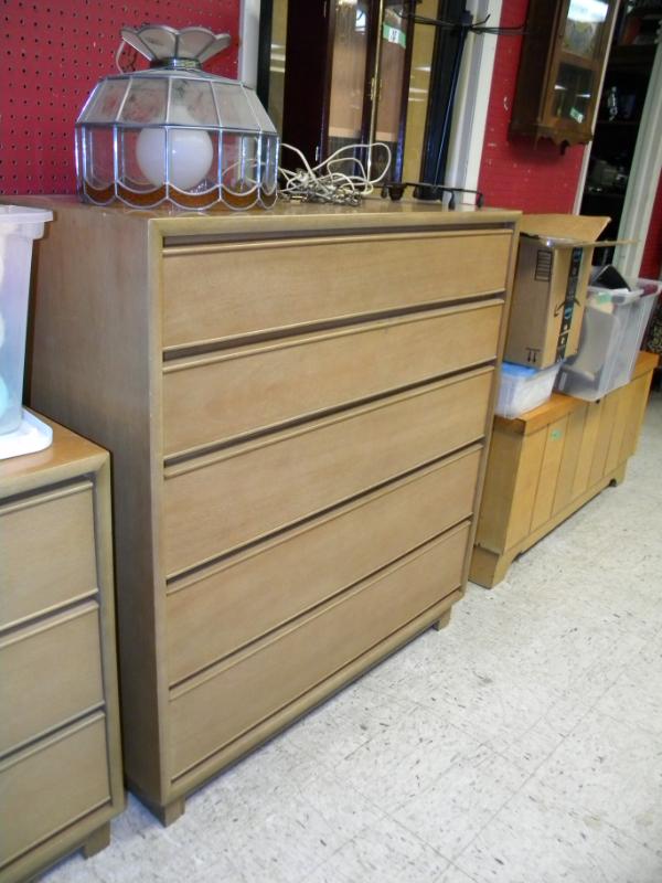 Sale Photo Thumbnail #28