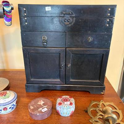 Sale Photo Thumbnail #44: jewelry box $15