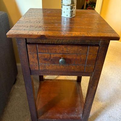 Sale Photo Thumbnail #32: table $25
15 x 15 x 26