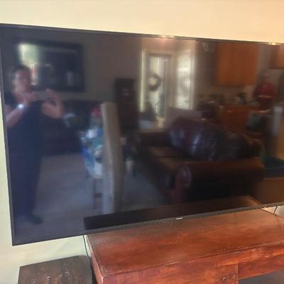 Sale Photo Thumbnail #78: Samsung 70" TV $100