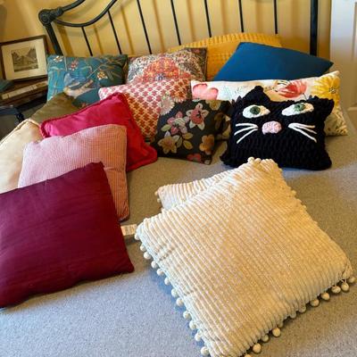 Sale Photo Thumbnail #114: pillows $5 each