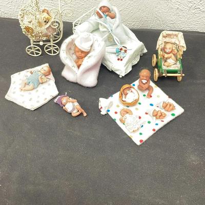 Lot Collectible Miniature Babies Hand Sculpted 