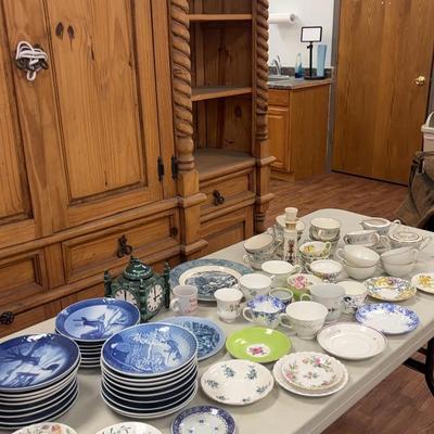 Fine China Teacups & Unique Glass Plates
