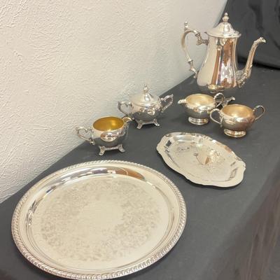 Collection Of 7 Silver Plated Serving Items Circa 1970s, Made By WM Rogers & Essay Canada