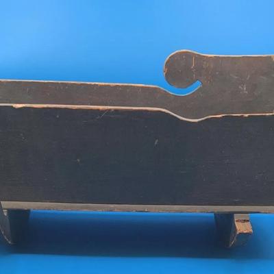 BL439 Antique Doll Cradle